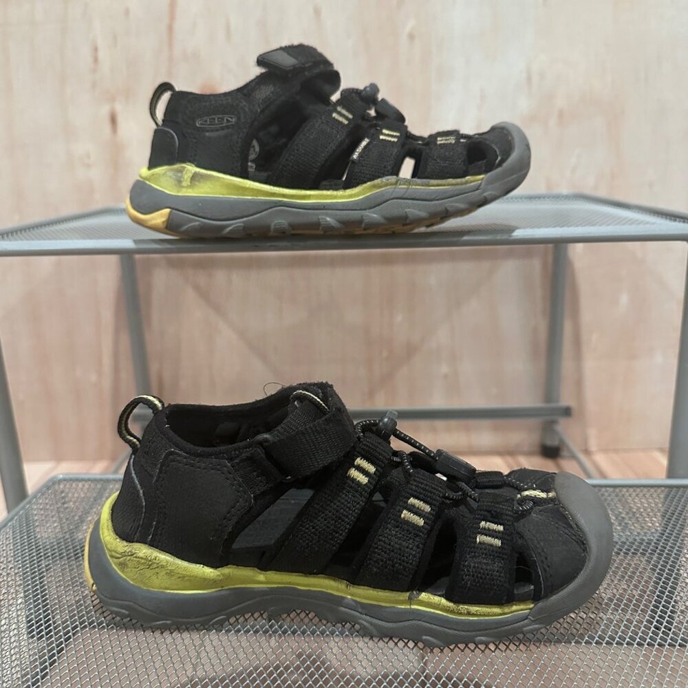 Keen Newport H2 Closed Toe Water Sandals Washable Adjustable Strap Boys Size 11 - Picture 15 of 16